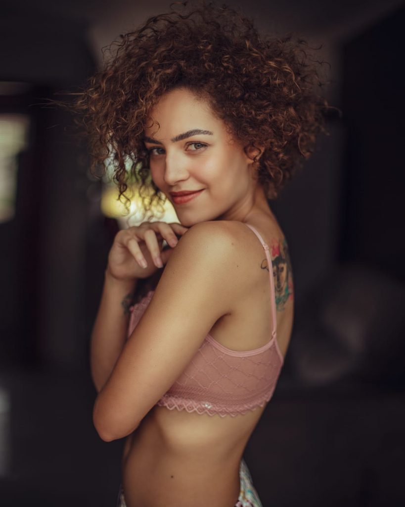 Lari Damas