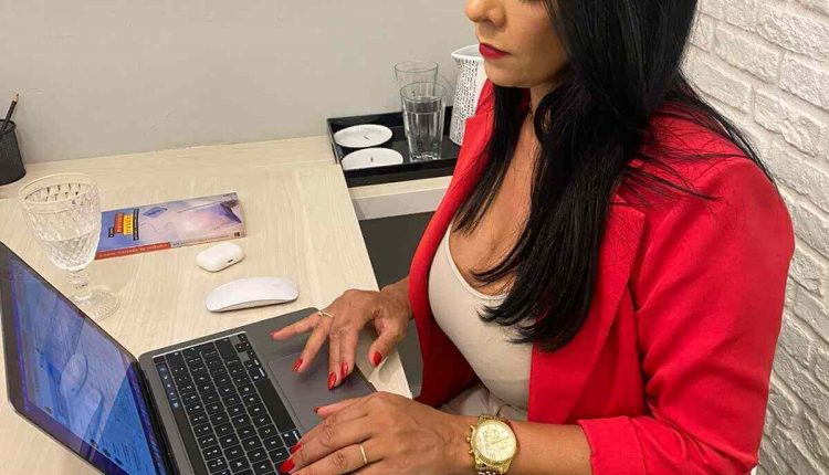 dra Dr Andréia Pereira