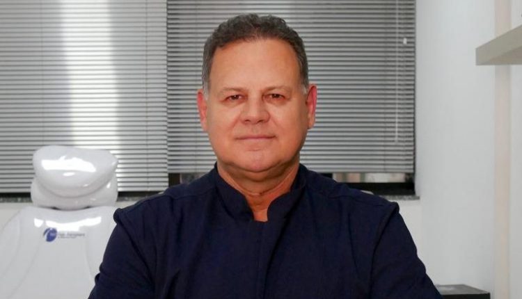 Dr. Álvaro Fortes