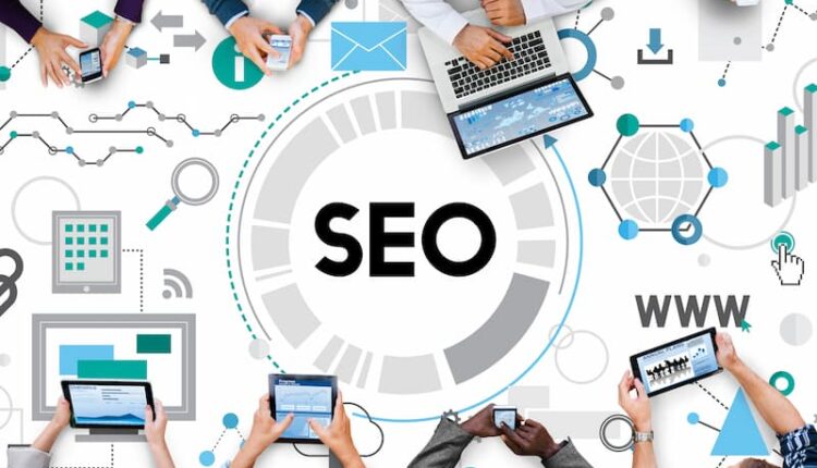 Procurando o motor que aperfeiçoa o conceito da consultação de SEO